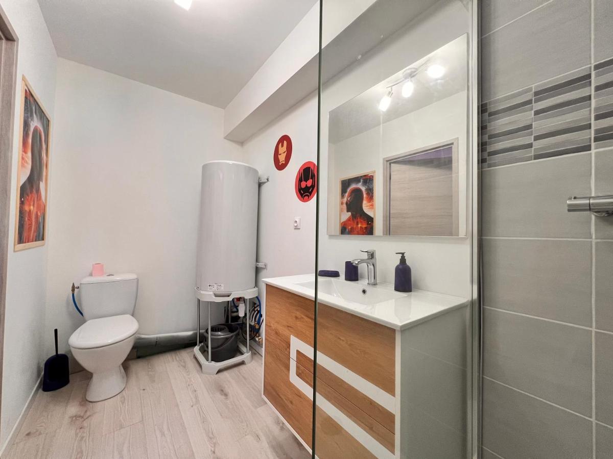 Le Marvel - Avengers Appartement Bédarieux Buitenkant foto